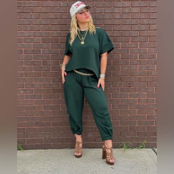 DAVI & DANI Tops - Emerald Green Lounge Matching Set